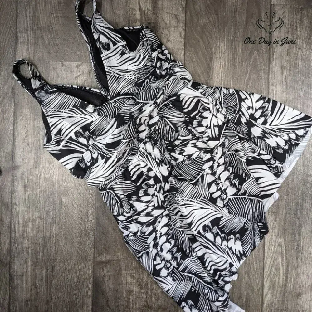 Blencot V Neck Printed One Piece Swimdress Size L - Picture 2 of 2